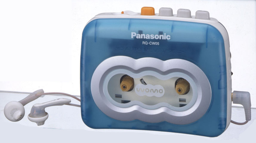 パナソニック、ポータブルカセットプレーヤー2機種