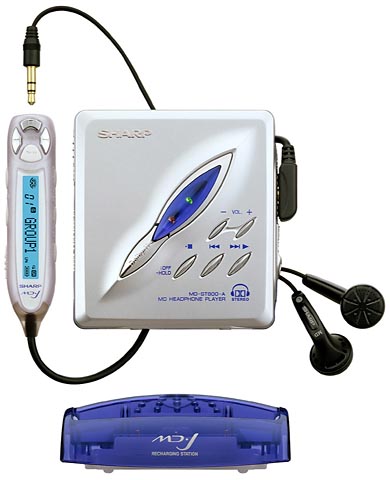 シャープ、ドルビーヘッドフォン搭載ポータブルMDプレーヤー