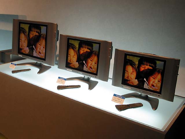 シャープ、液晶TV「AQUOS」の4:3タイプに3モデル