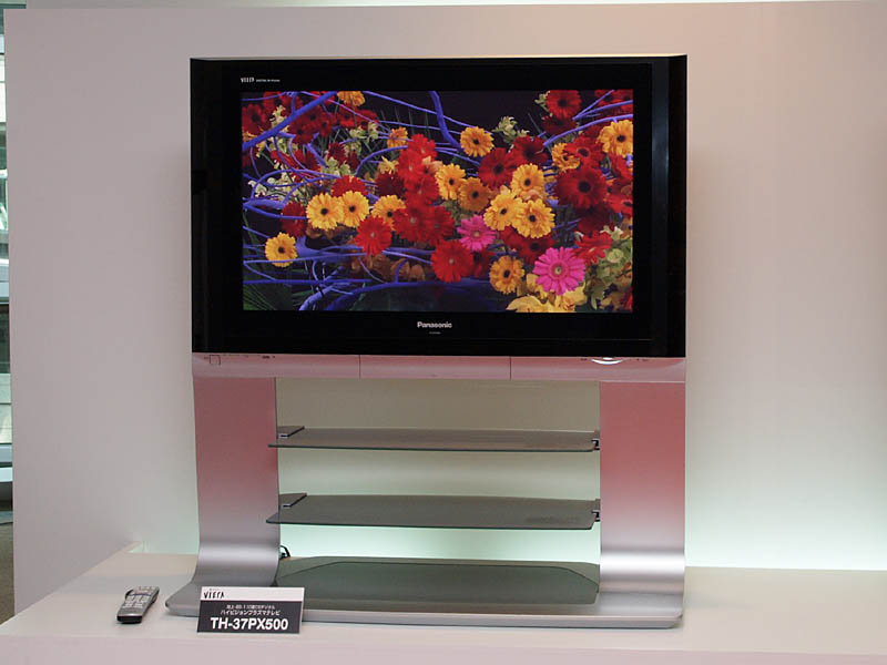 松下、「感動画質」を目指した50/42/37V型プラズマテレビ