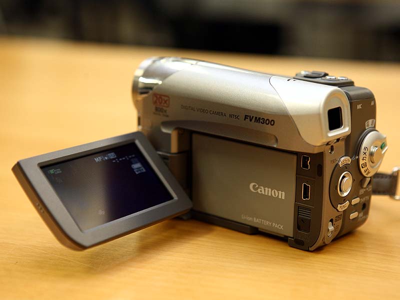 キヤノン、実売6万円のDVカムエントリーモデル