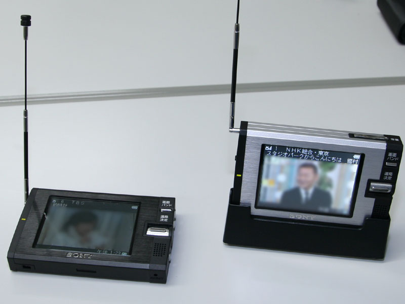 ソニー、ワンセグTVで「通勤ラジオの置き換え狙う」