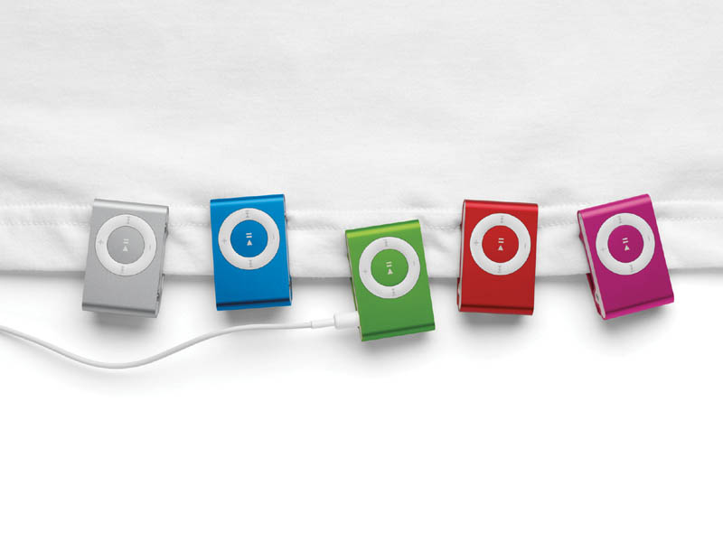 アップル、120GB HDD搭載で29,800円のiPod classic