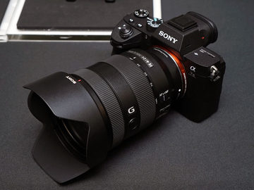 ソニー、4K/HDR対応「α7 III」。「フルサイズミラーレスの新ベーシック