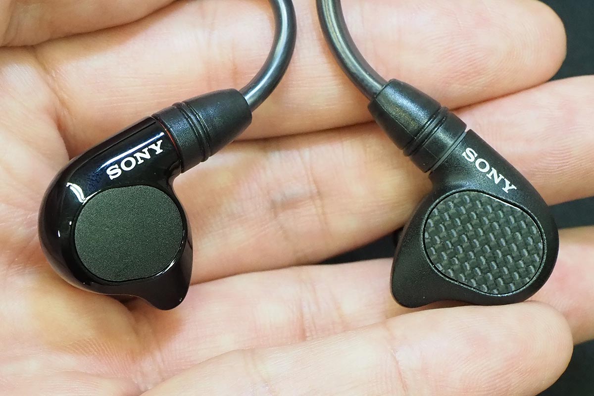 ソニー、プロ向けモニターイヤフォン。BA 5基のマグネシウム筐体「IER