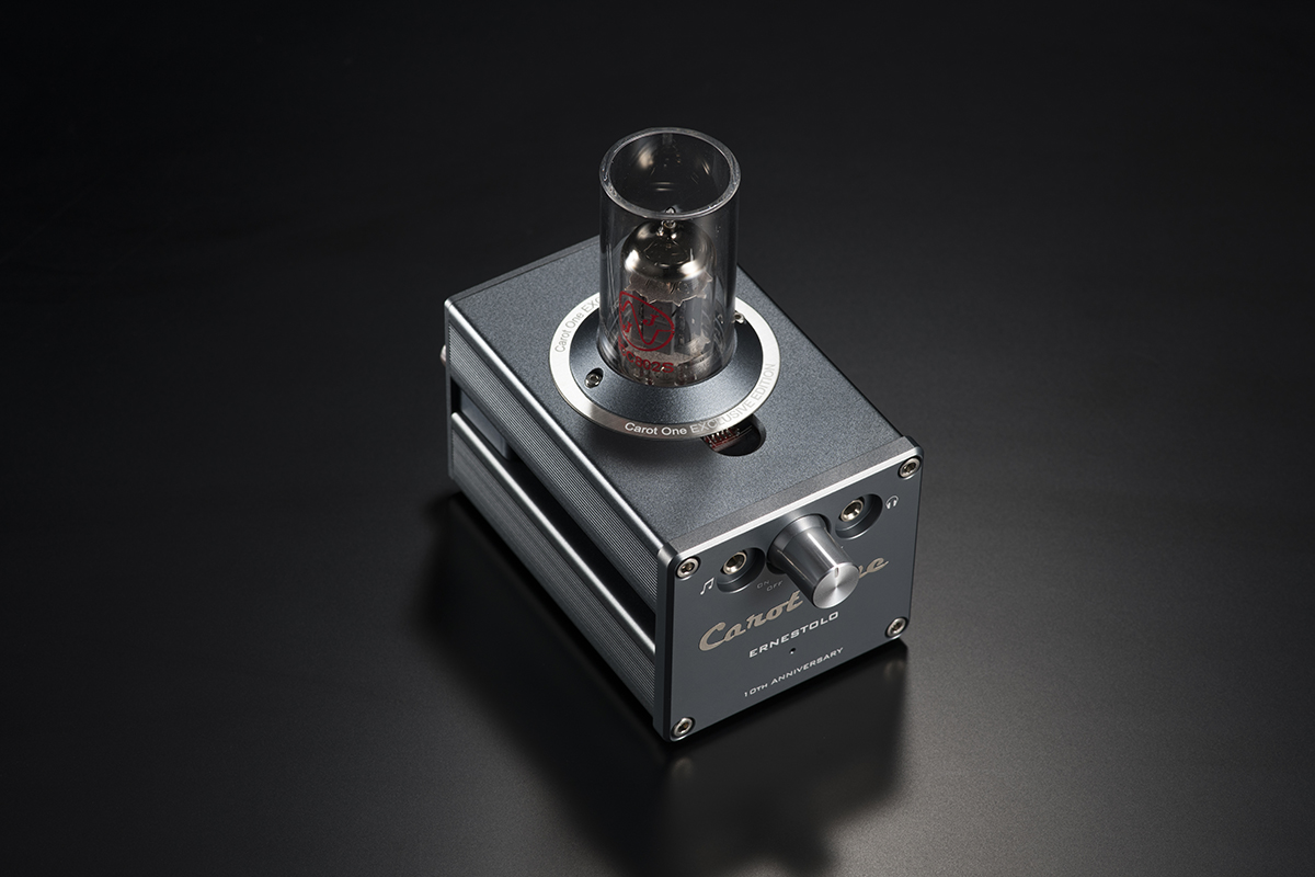 Carot One、10周年記念・真空管アンプ「ERNESTOLO」に特別仕様追加