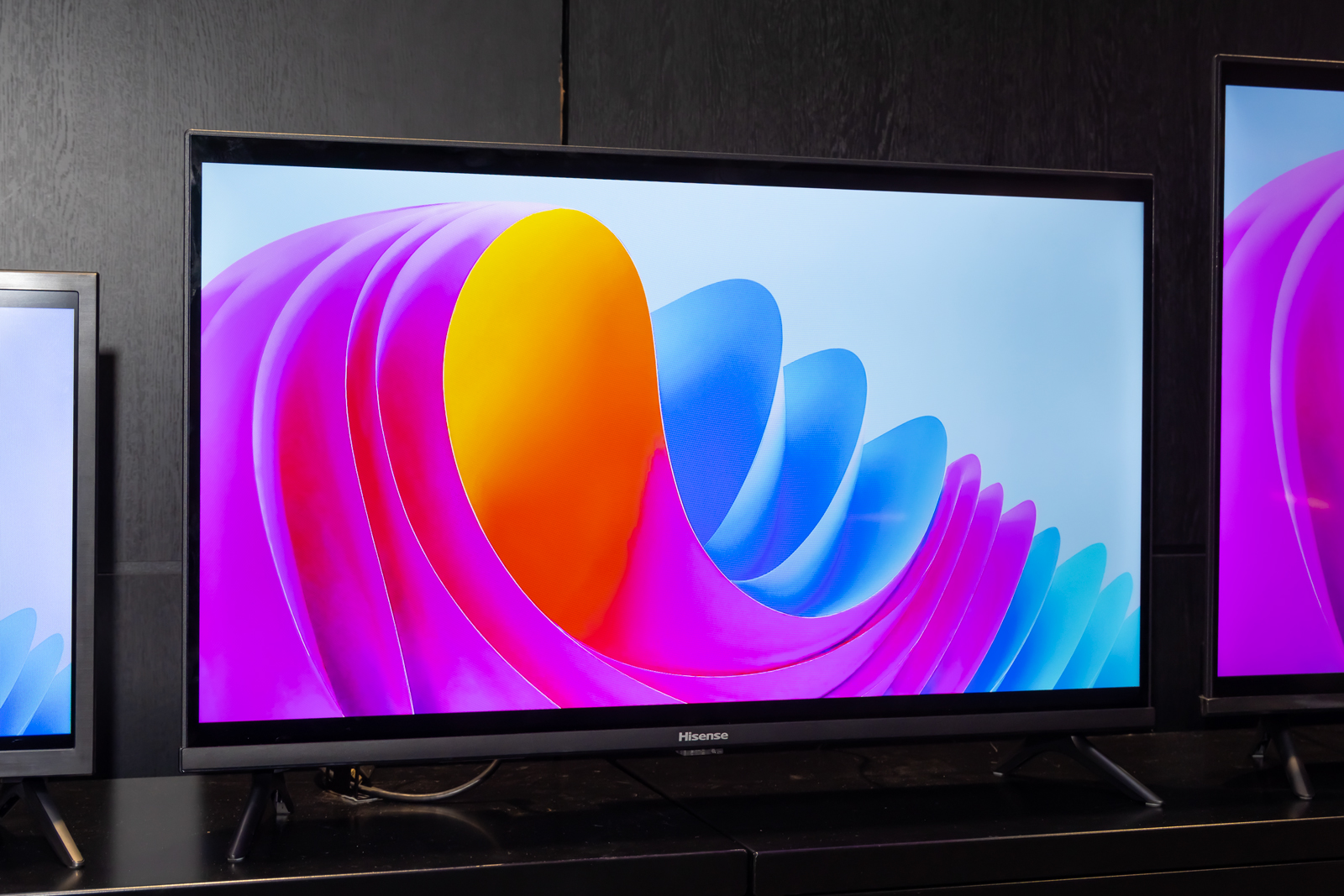 帰ってきた32型フルHDテレビ。ハイセンス「A4N」約3万円から - AV Watch