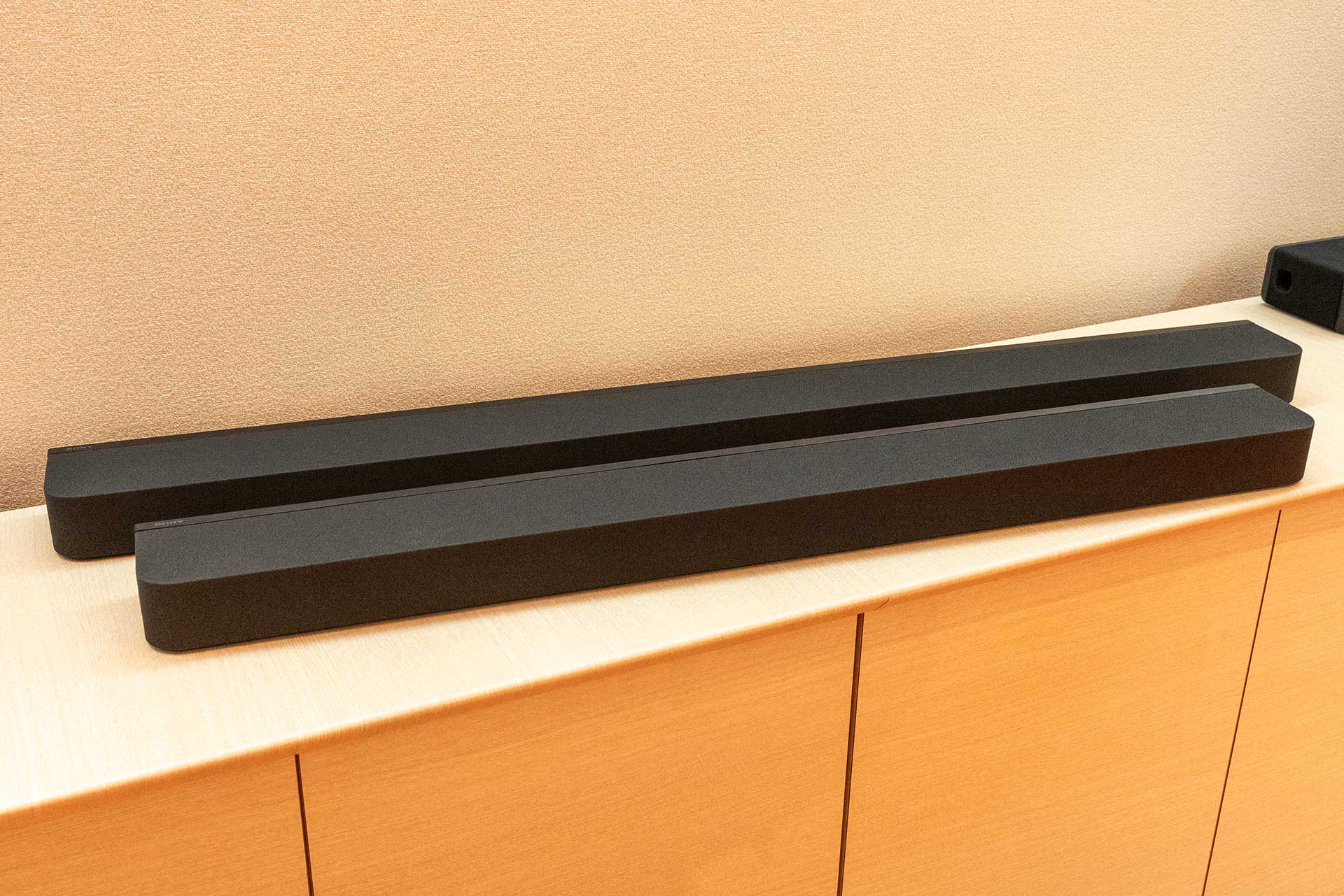 ソニー、単体で“360立体音響”サウンドバー「HT-A9000/A8000」 - AV Watch