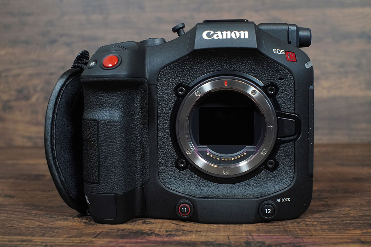 小寺信良の週刊 Electric Zooma!】1人撮影向けシネマカメラ、キヤノン