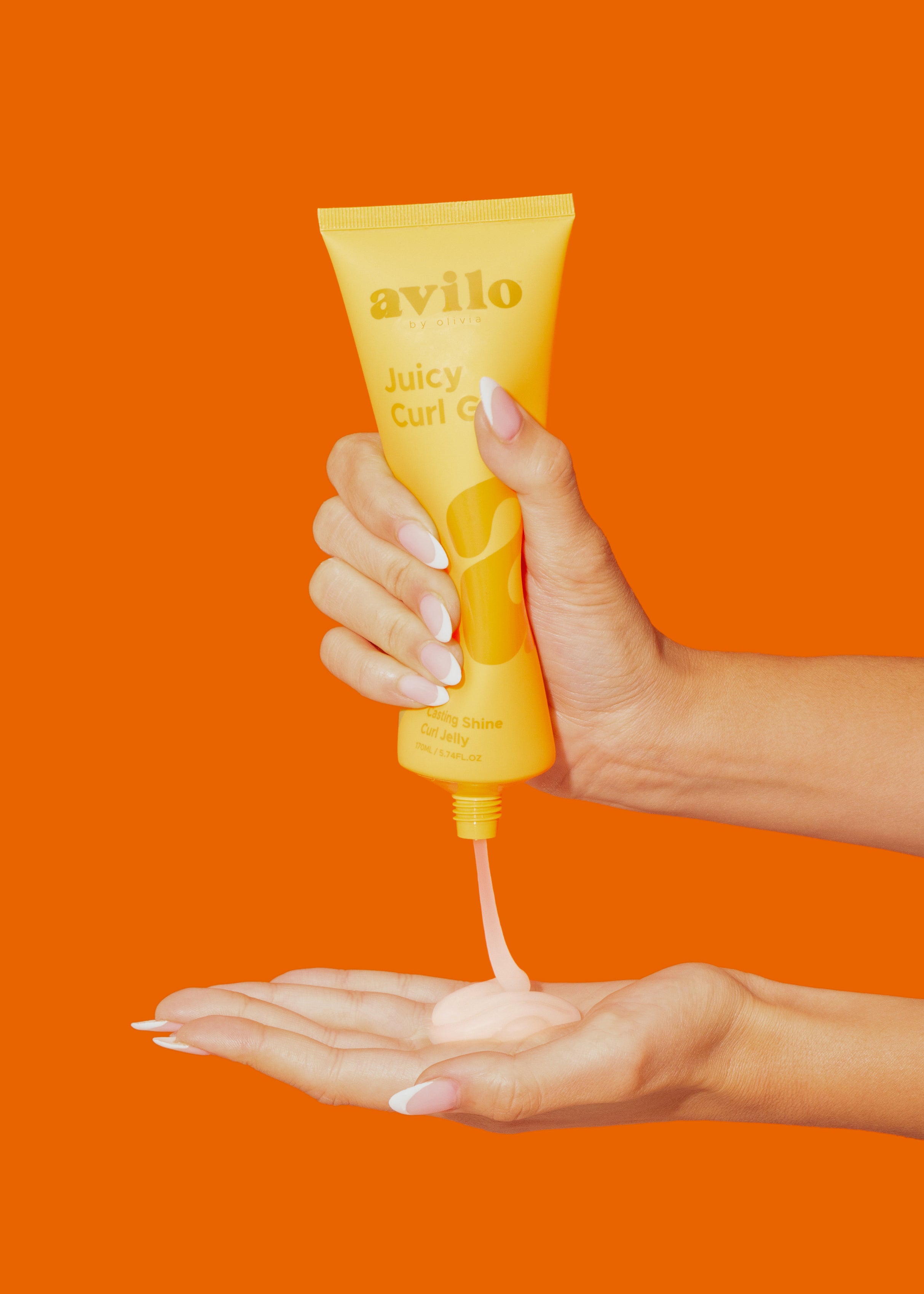 Juicy Curl Gel for Long-Lasting Hold