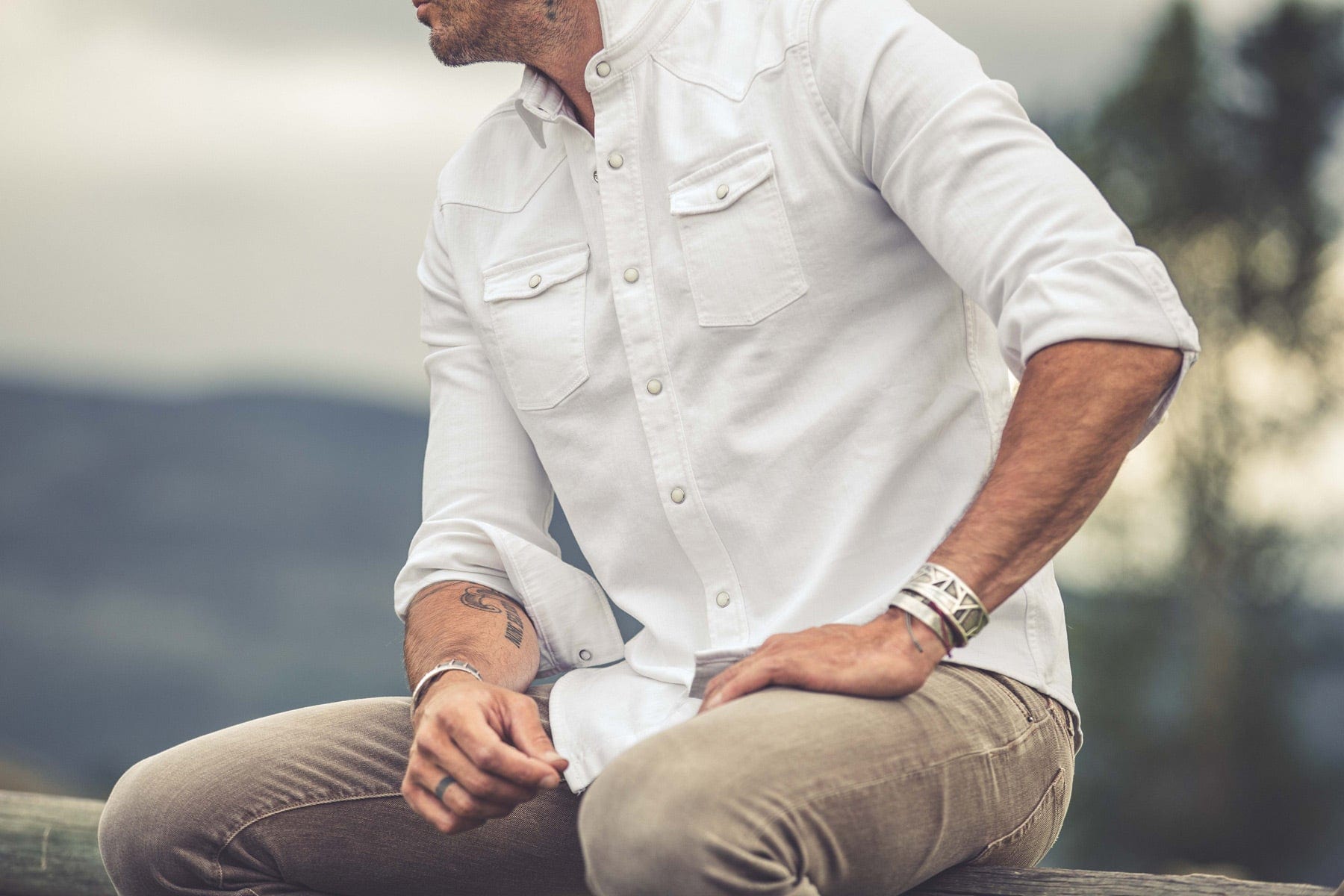 Axel's Premium Denim Ranger Colored Denim Snap Shirt In White