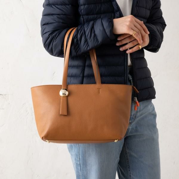 フルラ トートバッグ スフェラ レディース FURLA WB01384 HSF000 | AXES