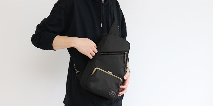 メンズ向けのボディバッグ5選＞30代～40代の男性におすすめするがま口