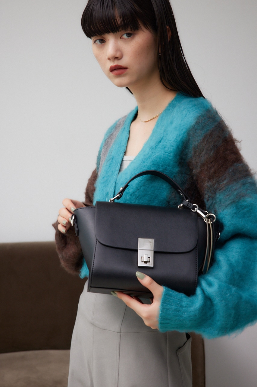 チャームセットトラペイズドフラップバッグ｜WOMEN｜250HAB55-347K