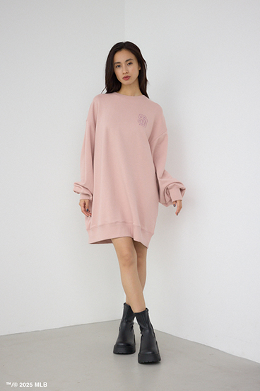 MLB】エンボスロゴスウェット｜WOMEN｜250IAX90-1481｜AZUL BY MOUSSY