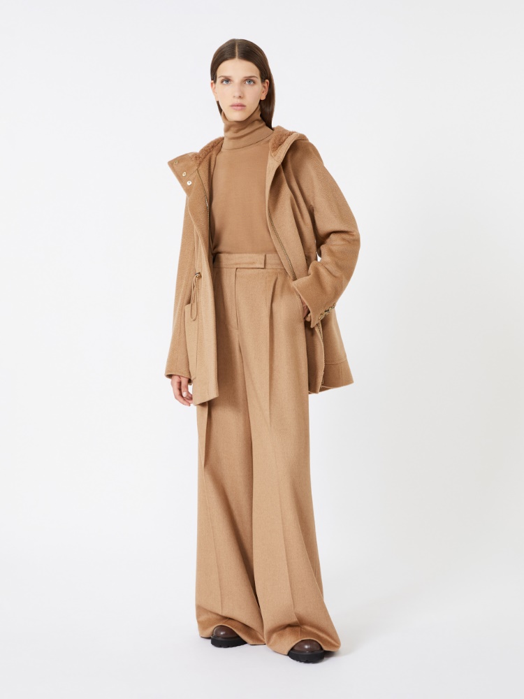 ジュダ] ピュア キャメル フーデット ショート コート, camel | Max Mara