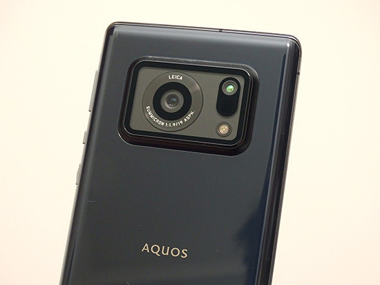 ライカ監修の“最強カメラスマホ”！ 「AQUOS R6」で夏休みを楽しむ - BCN＋R