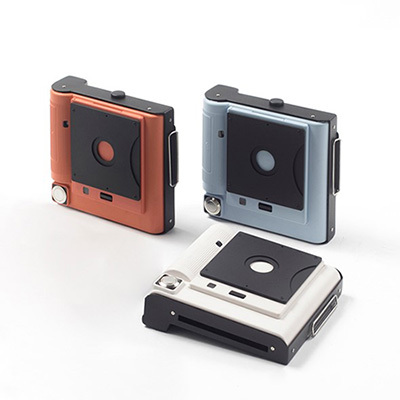 往年の名機Hasselbladがチェキになって復活！ HassyPBで500C/Mが贅沢な