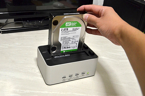 大容量の写真データをらくらく保存する、外付けHDDを「自作」して安価