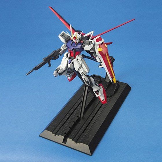 MG エールストライクガンダム | バンダイによる、遊びと学びのココロ