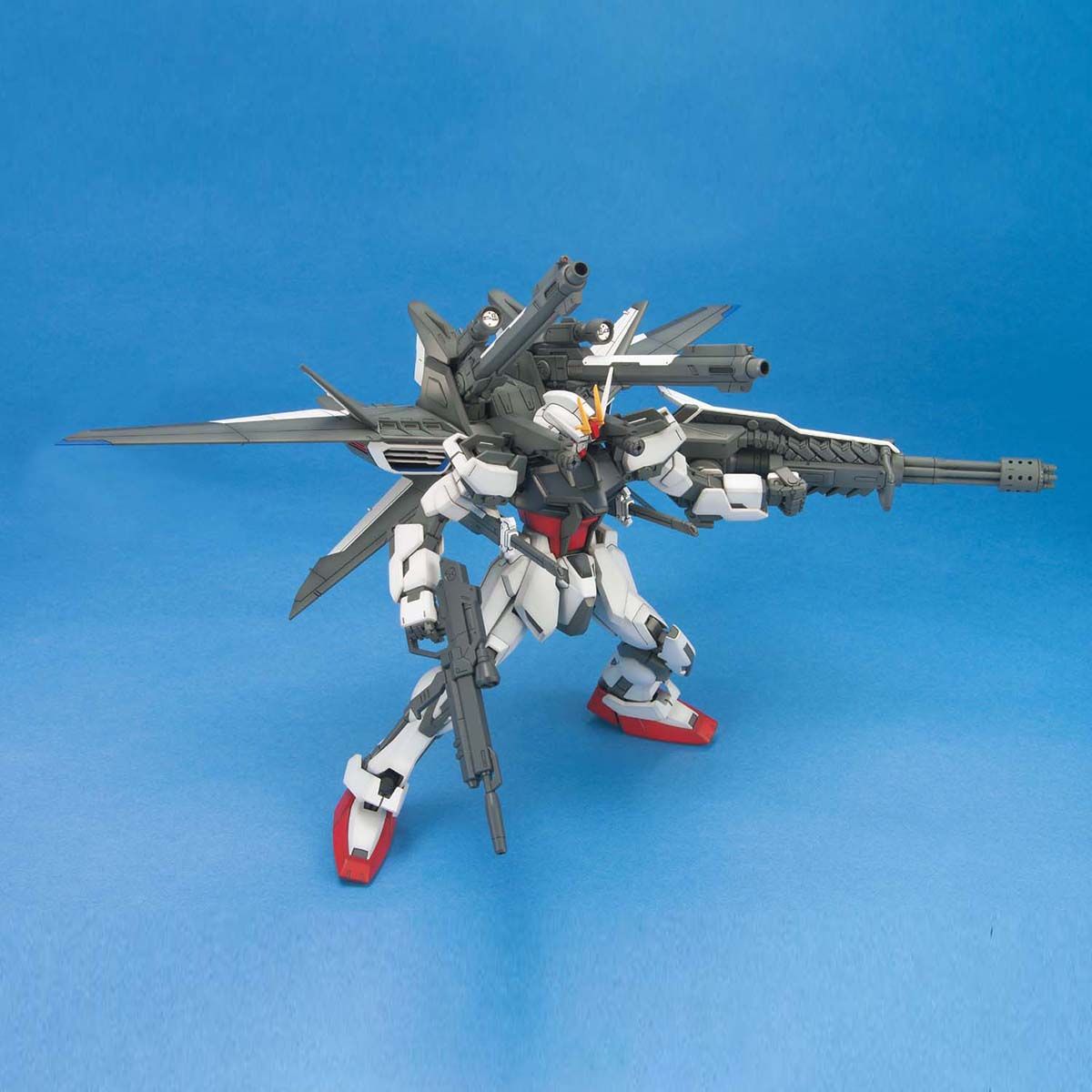 MG 1/100 ストライクガンダム＋I．W．S．P． | 機動戦士ガンダム