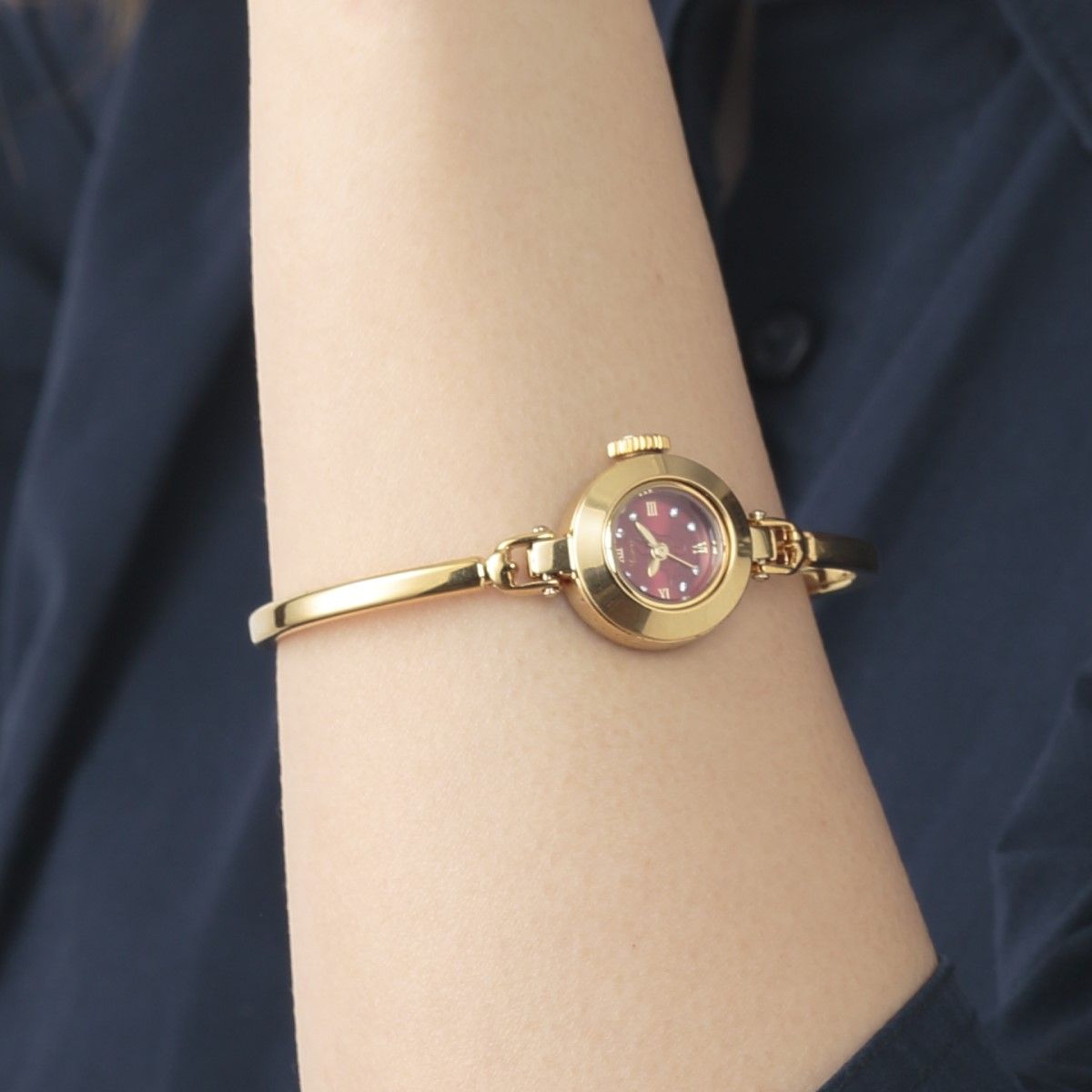 ウルトラマンメビウス レディース 2WAY腕時計（チャーム付き