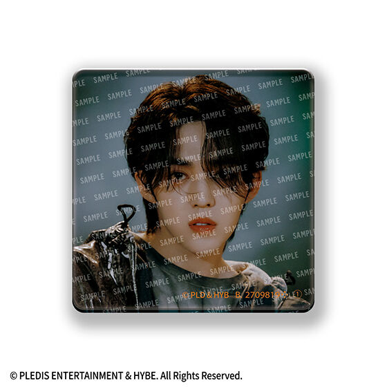 SVTアクリルバッジ From PLEDIS ENTERTAINMENT SEVENTEEN｜ガシャポン