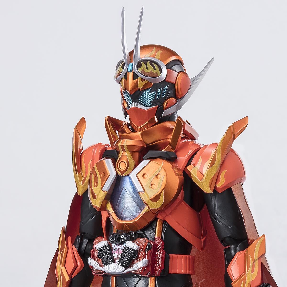 S.H.Figuarts 仮面ライダーファイヤーガッチャードデイブレイク／ガッ