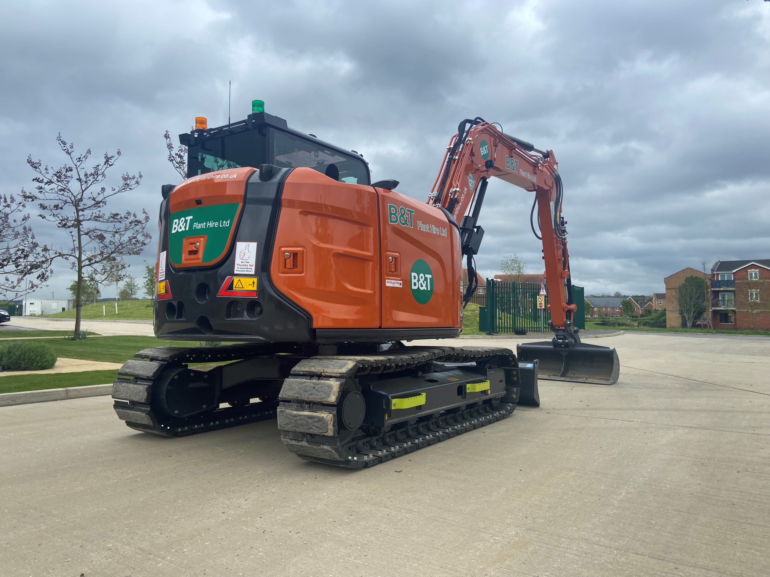 HITACHI ZX95USBR-7 – B&T Plant Hire