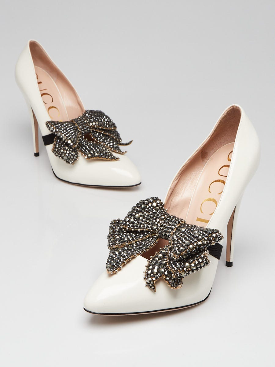 Gucci White Patent Leather Elaisa Crystal Bow Pumps Size 11.5/42