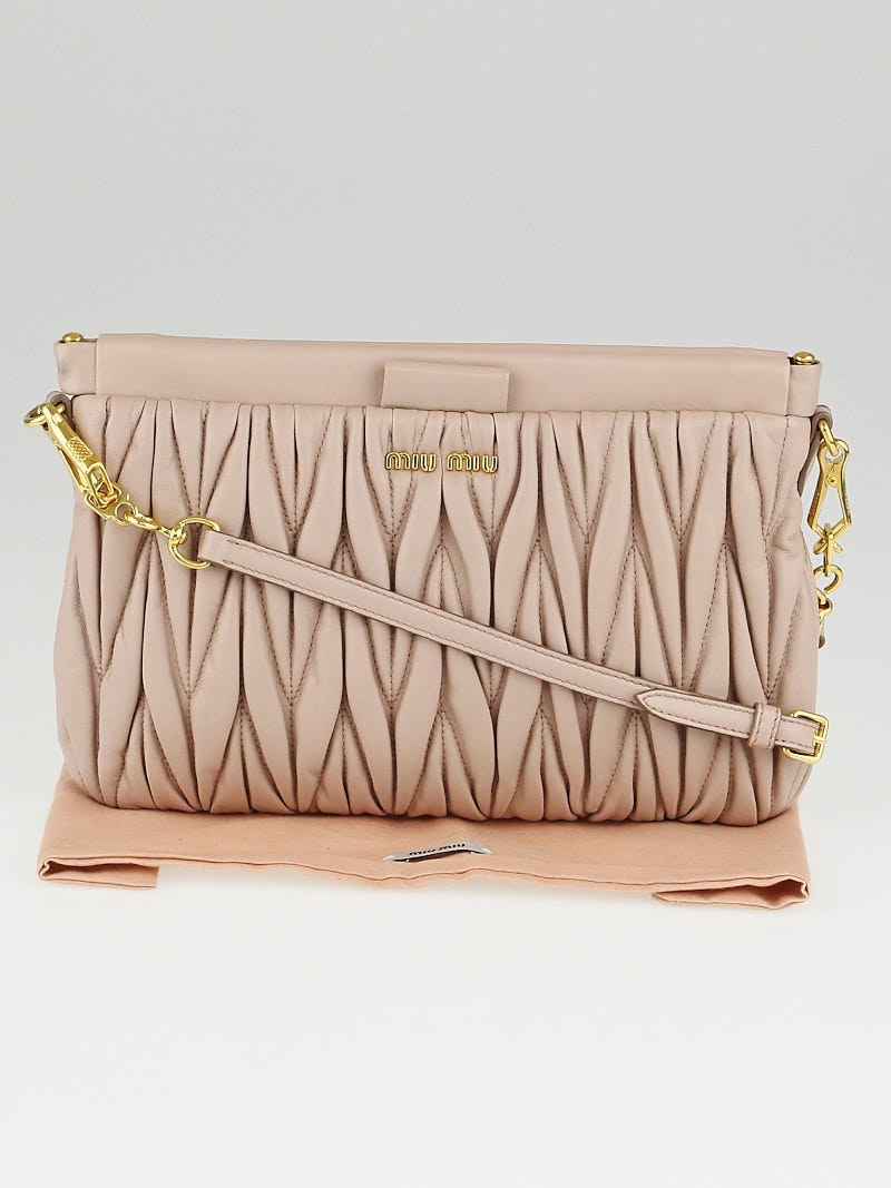 11106905_11.jpg?quality=80&bg-