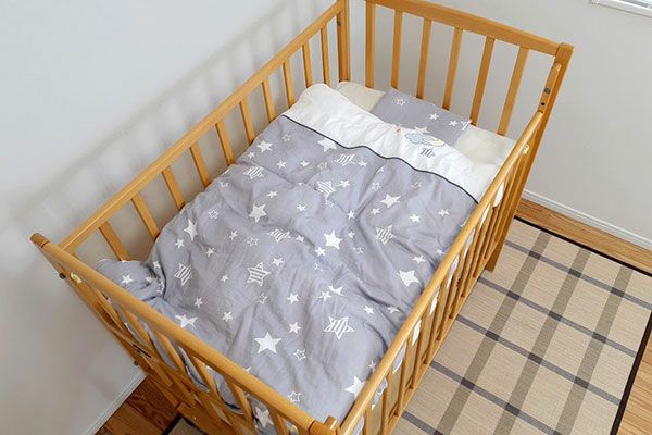 ハイタイプベッド ツーオープン【ホワイト】収納棚付 | ベビーベッド