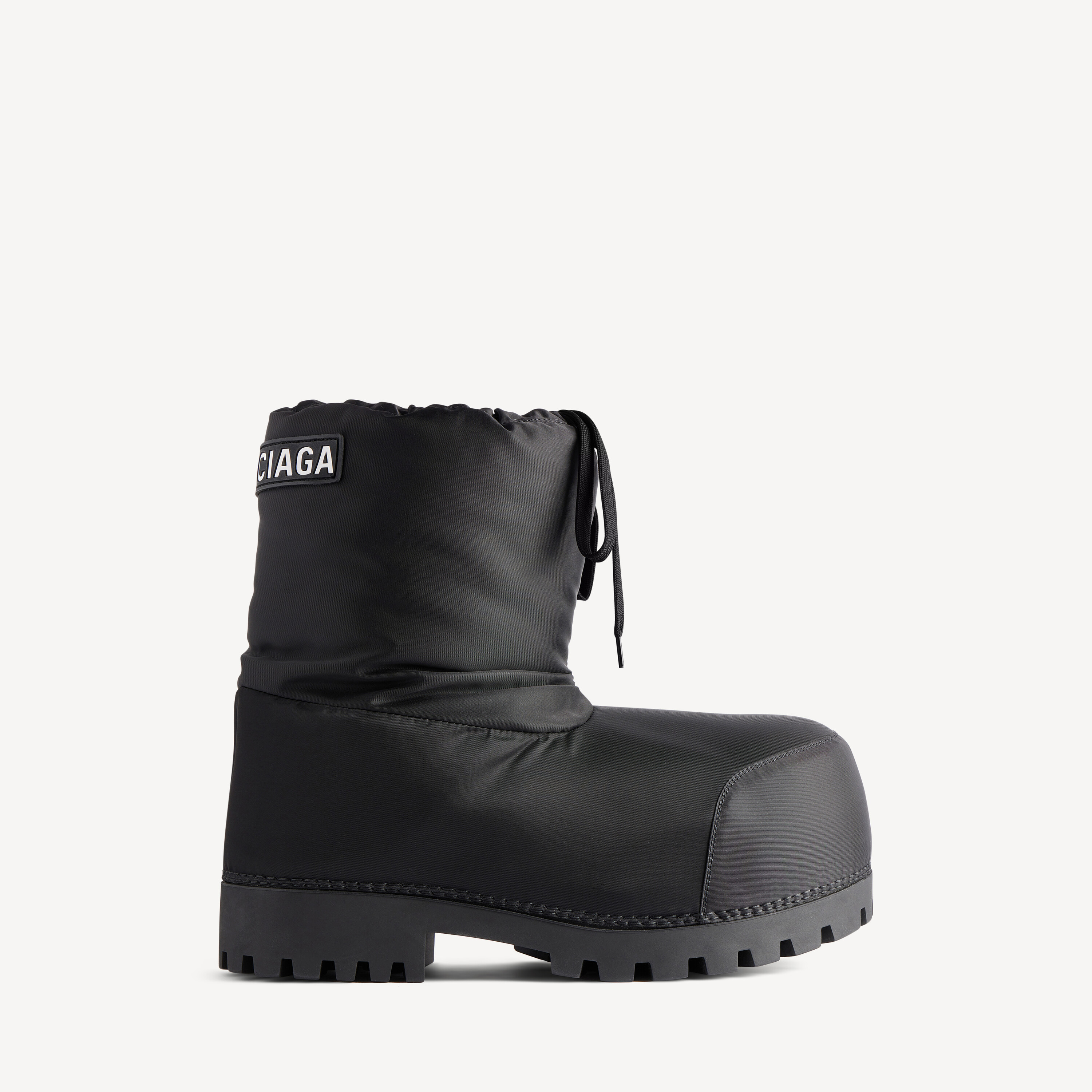 Men's Alaska Low Boot in Black | Balenciaga GR