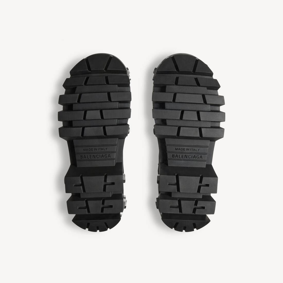 Men's Bulldozer Lace-up Boot in Black | Balenciaga US