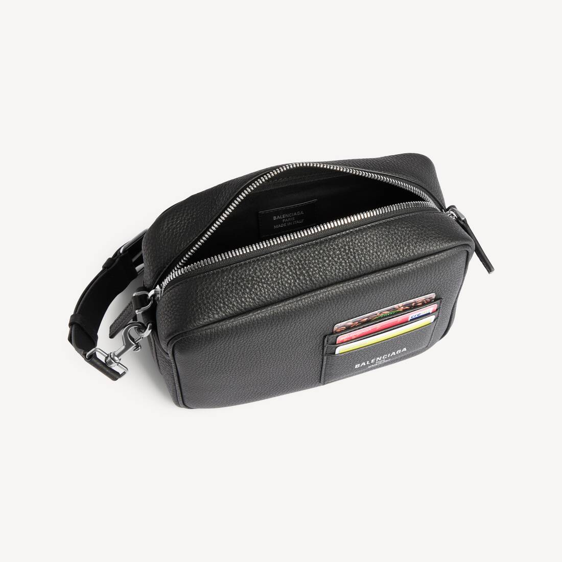 ブラック の メンズ Credit カメラバッグ | Balenciaga JP (バレンシアガ）