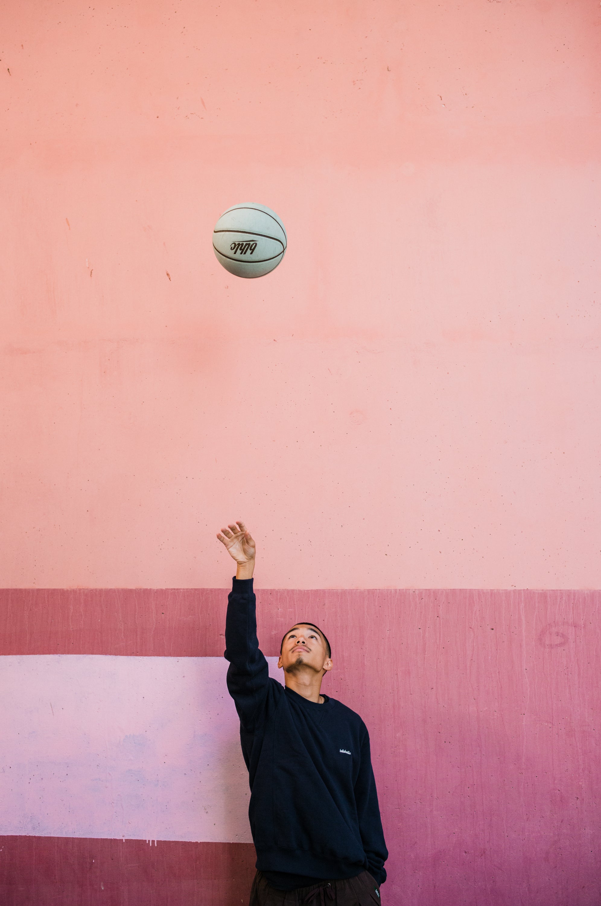 Small Logo Crew Sweatshirt (navy) – ballaholicオンラインショップ