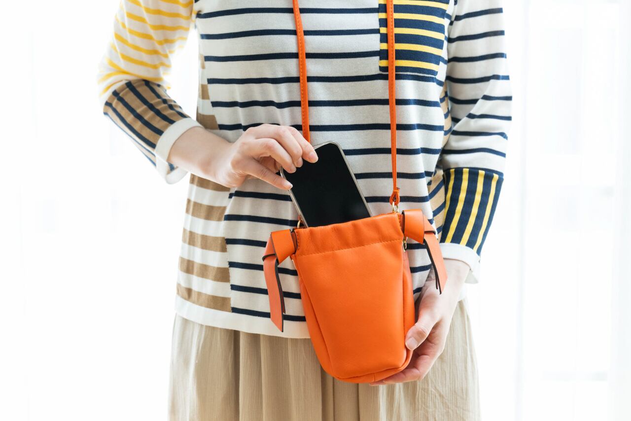 オレンジレザー フリルショルダーバッグ バッグ（オレンジ/橙色系