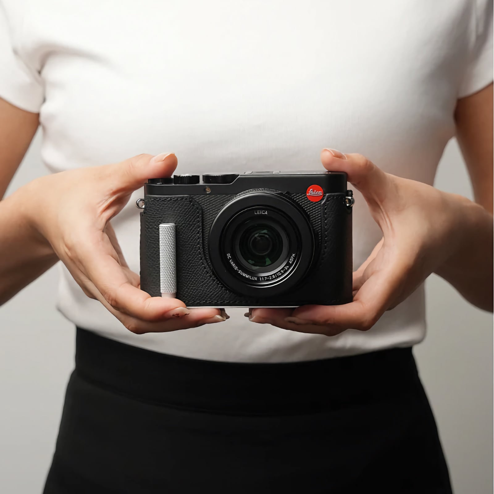 ライカ D-LUX8 専用ボディケース グリップ付 | Mr.Stone