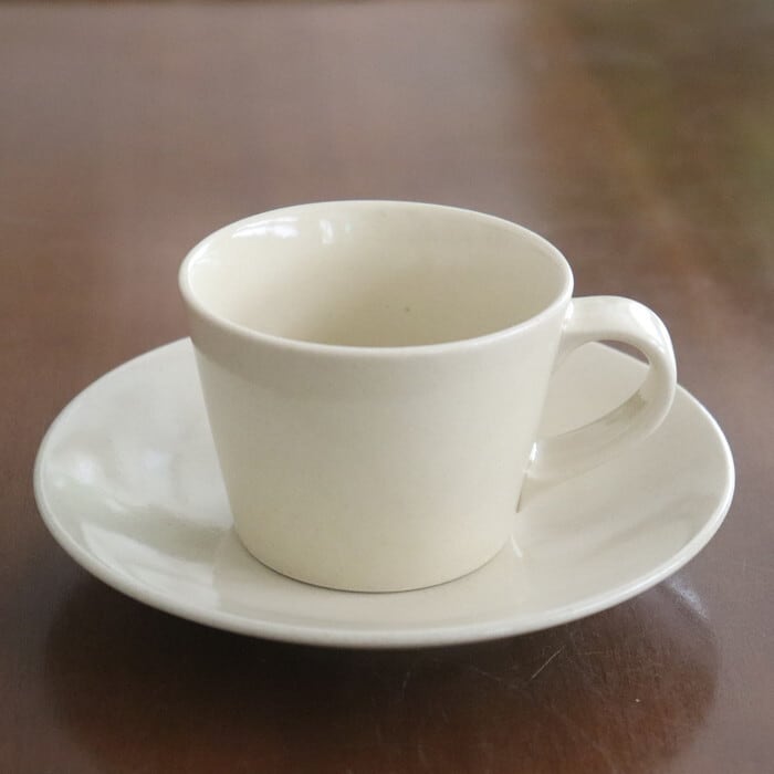 額入りの益子焼陶器です。高さ25センチ横16.5センチ 額入り