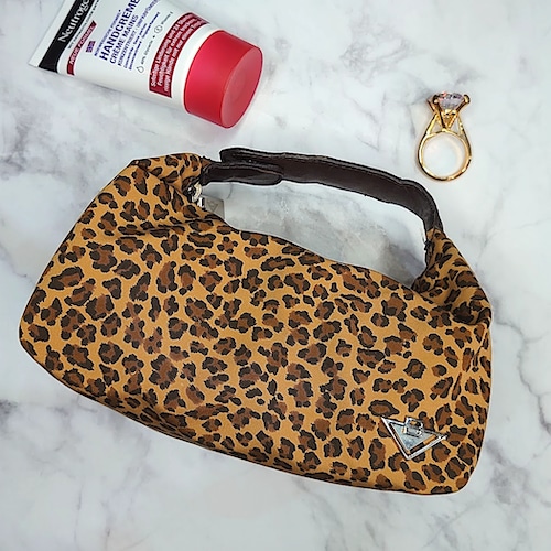 BOTTEGA VENETA】 ボッテガ・ヴェネタ レオパード ヒョウ柄 ポーチ