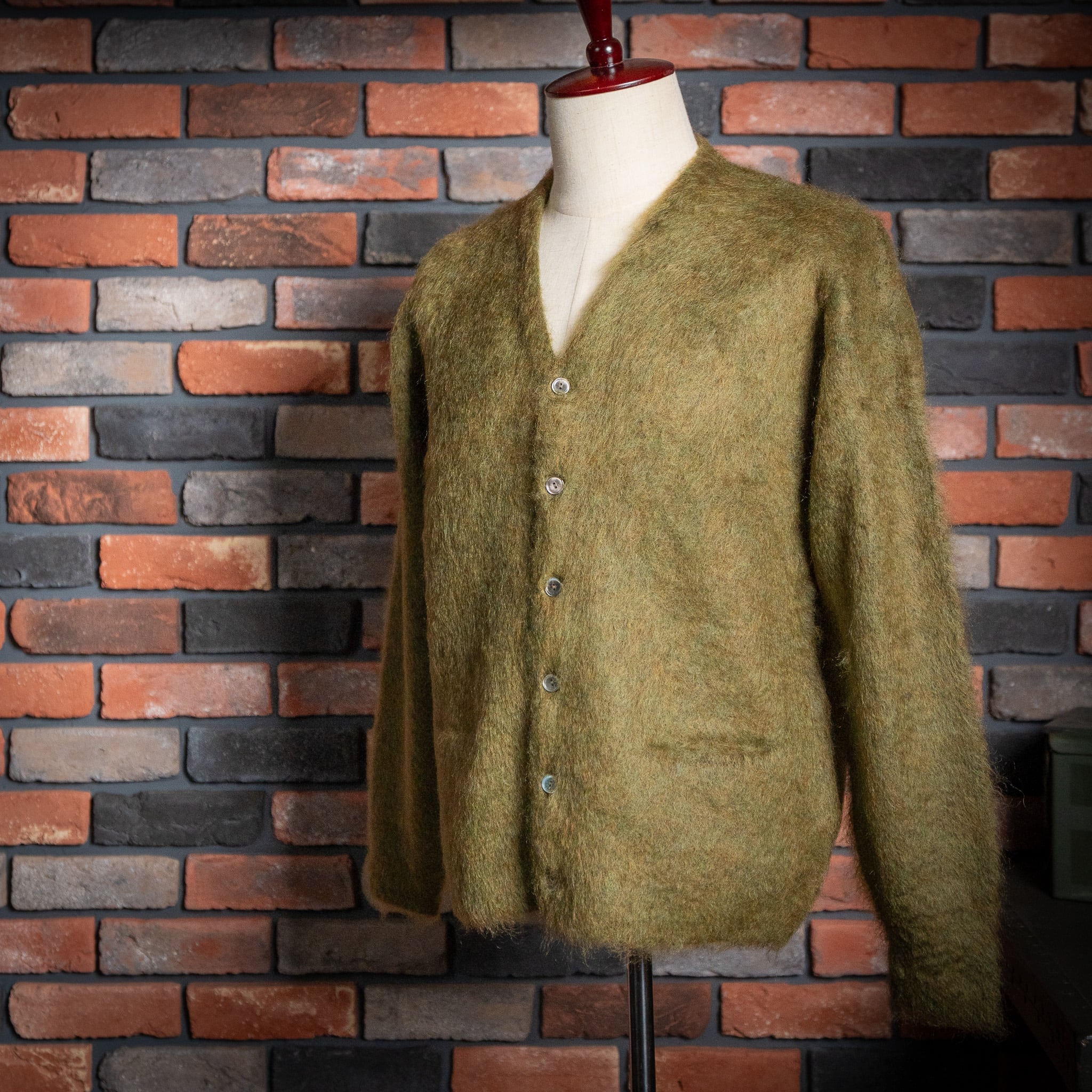 A.R.P.®のPremium Classic Mohair Cardigan について② | FAR EAST SIGNAL