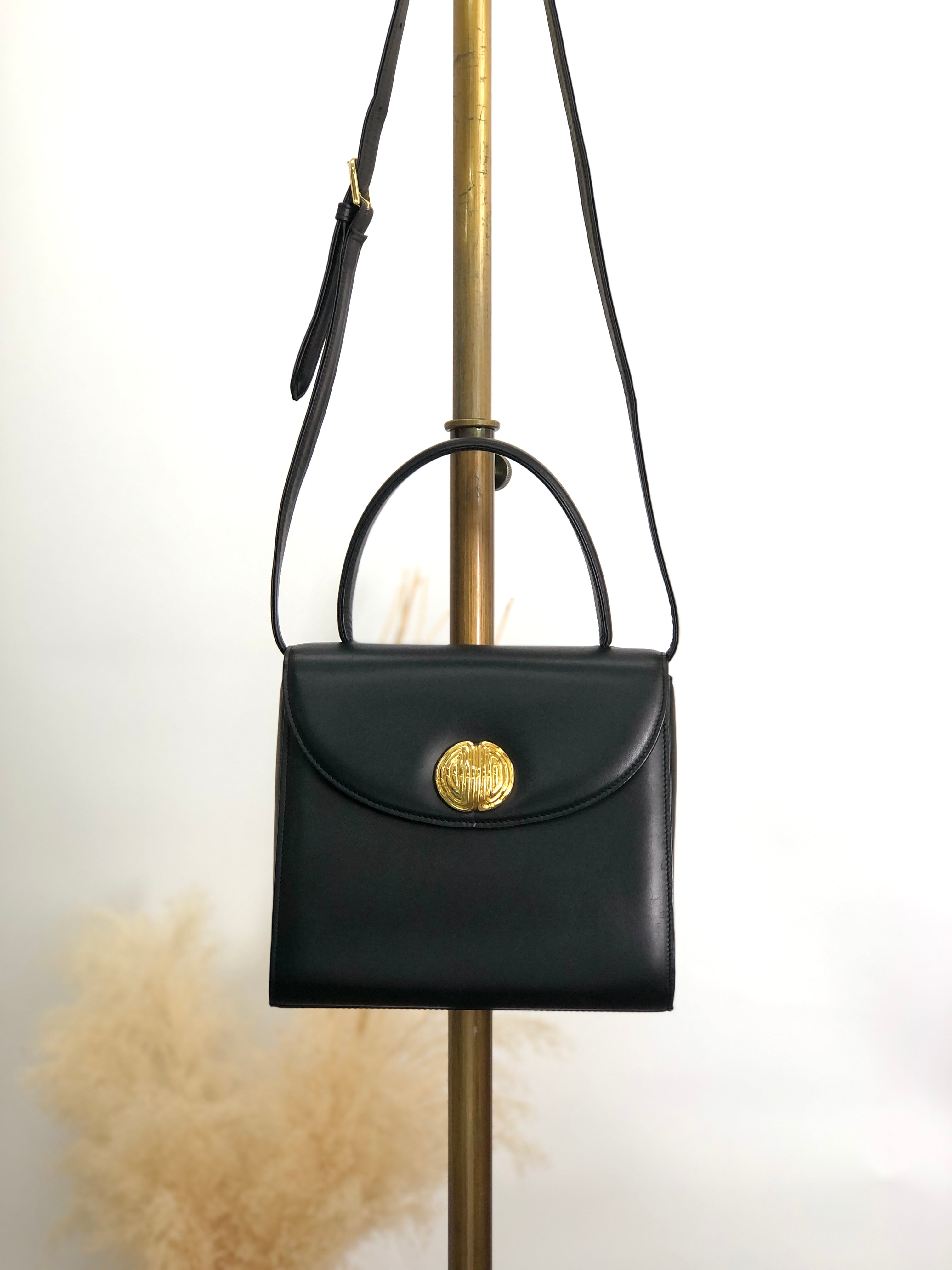 GIVENCHY ジバンシィ ショルダーバッグ ブラック ロゴ レザー 2way