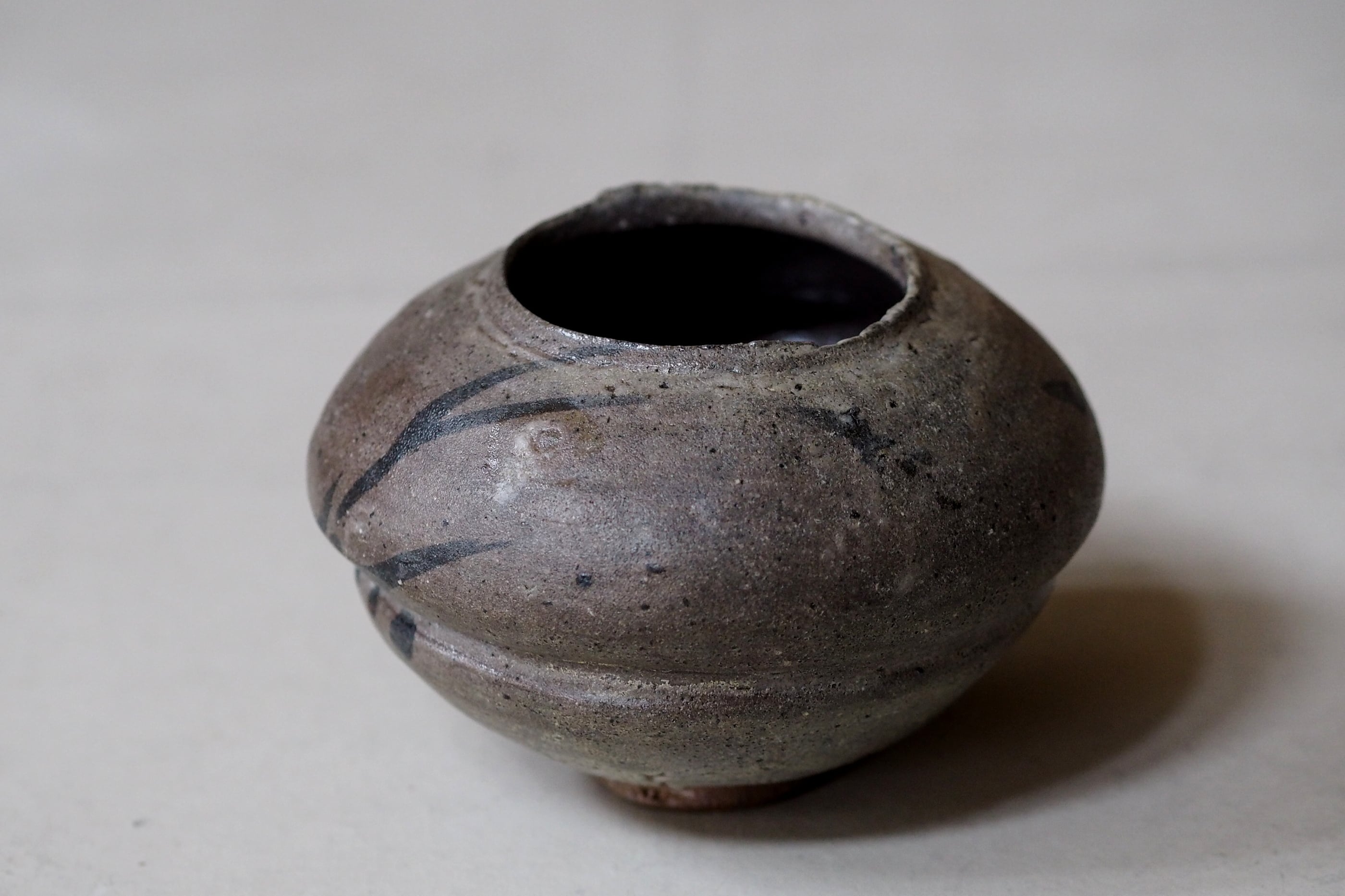 丸田正美 花入 二点まとめ 角瓶 灰釉 花瓶 徳利 黒牟田焼