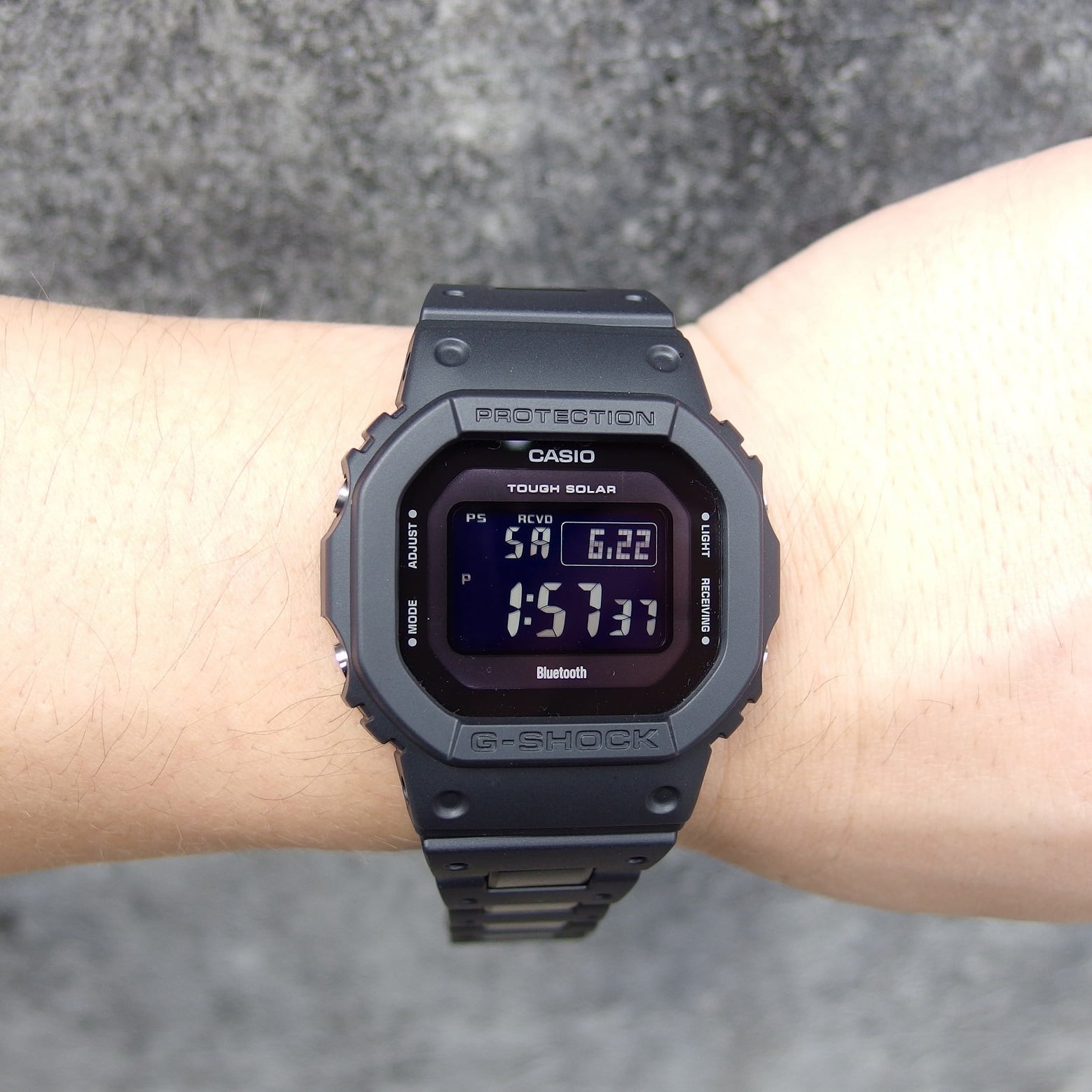 G-SHOCK】GW-5600シリーズ（ブラック） 電波ソーラー/Bluetooth通信