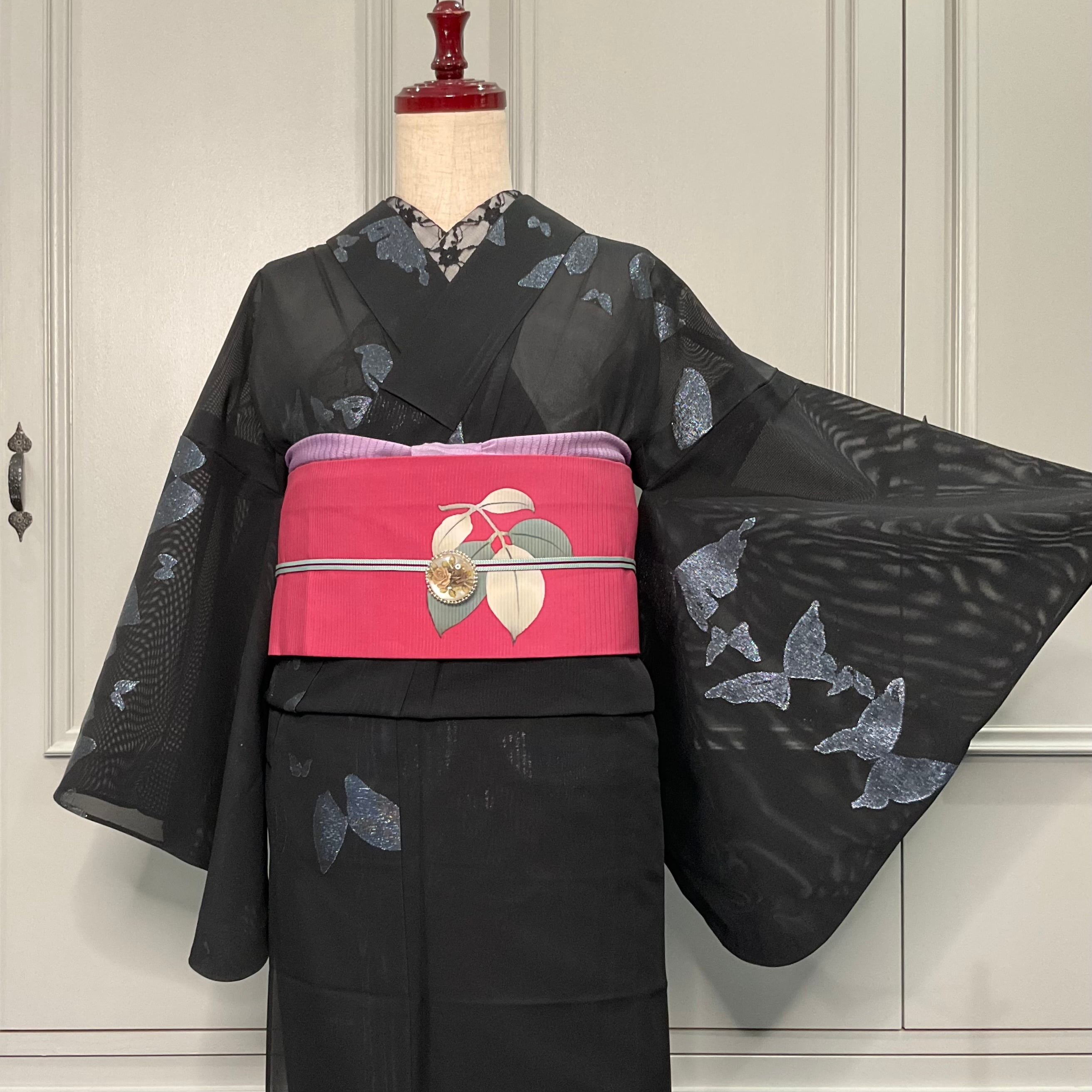 Butterfly＊夏着物 お召＊マジョリカお召 蝶 黒 セミアンティーク夏