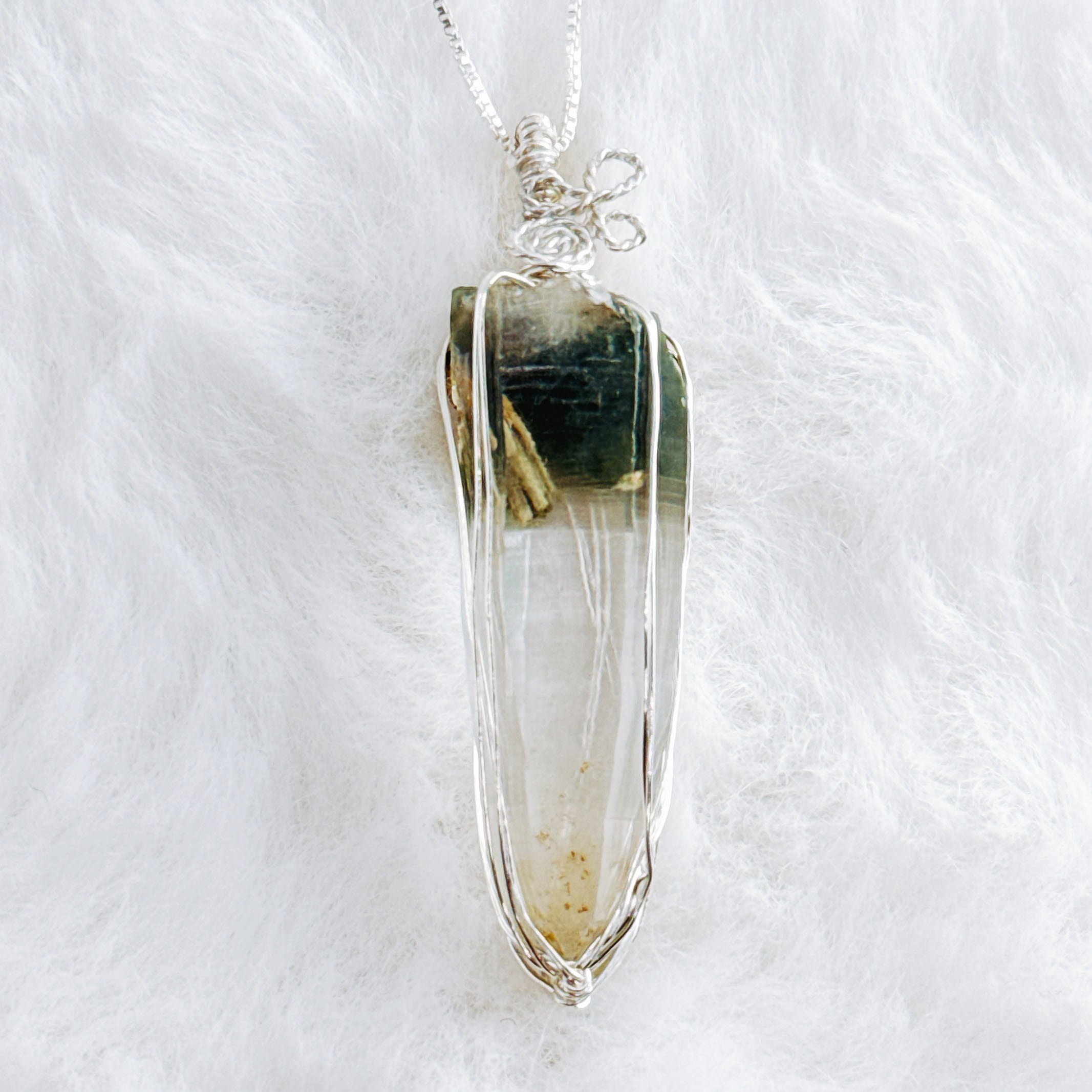 レアストーン】上質透明高千穂緑水晶ネックレス | sunday shop〜宮崎