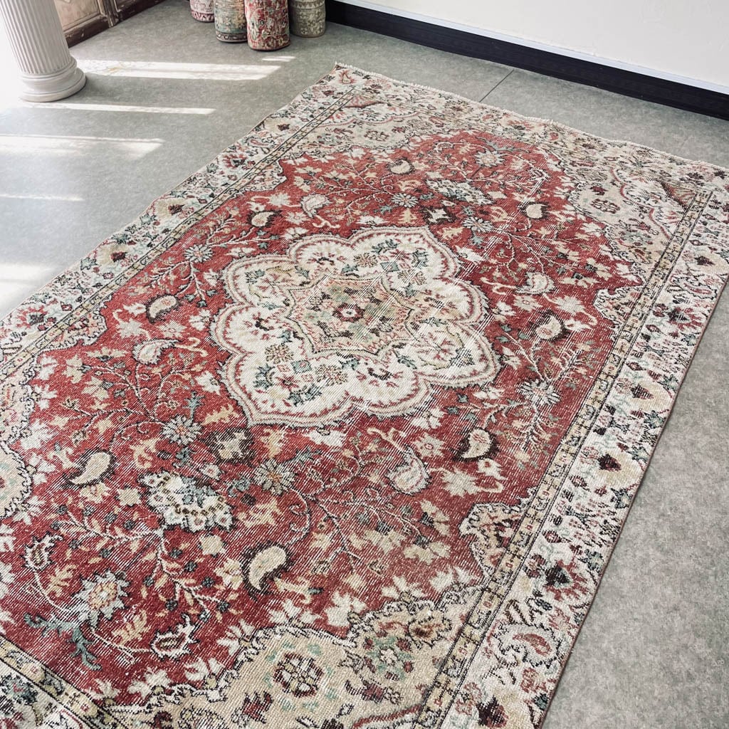 トルコ絨毯 ヴィンテージラグ 168×249cm (TRE8957) | ヴィンテージラグ