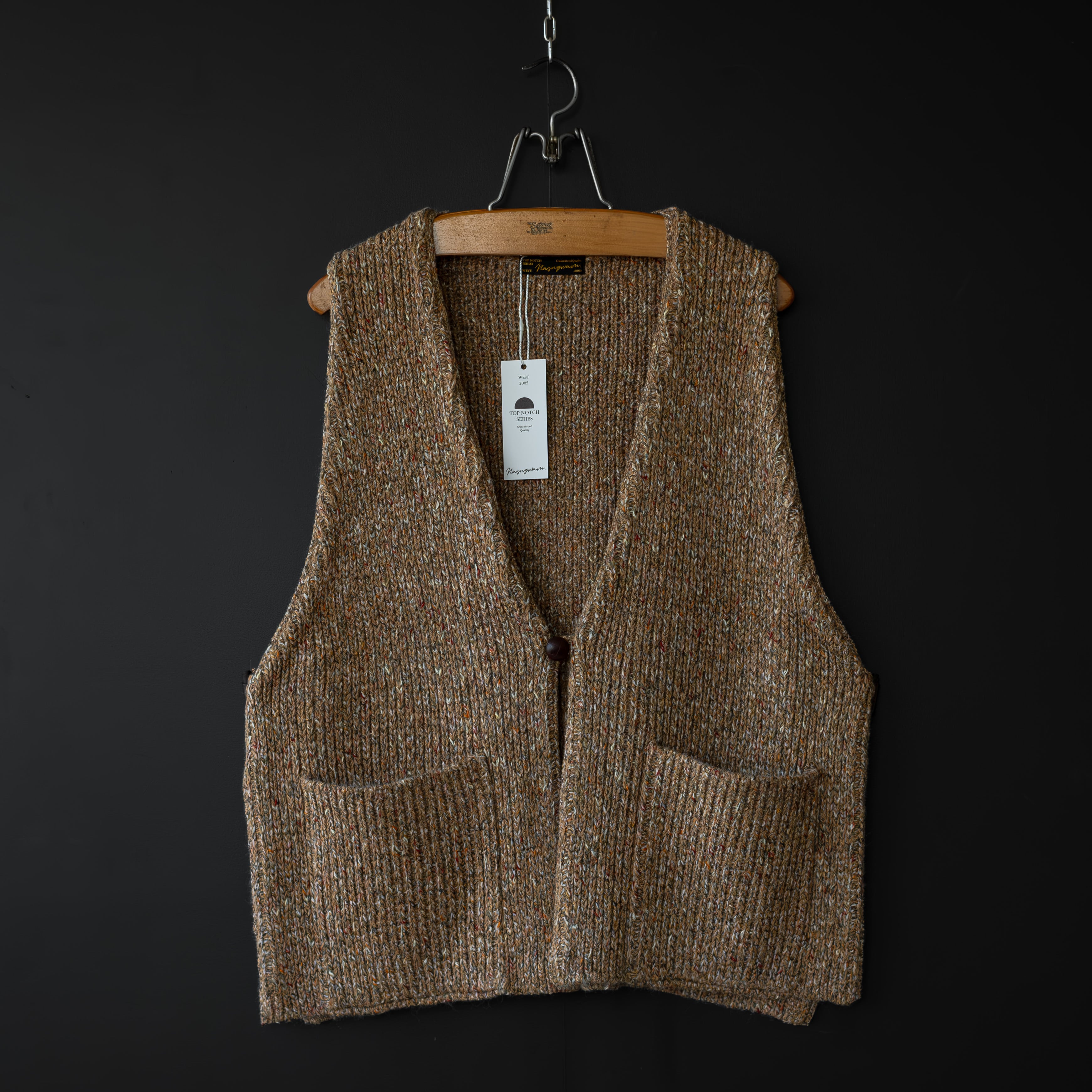 Nasngwam.】 GRAIN VEST (brown) | dros dro