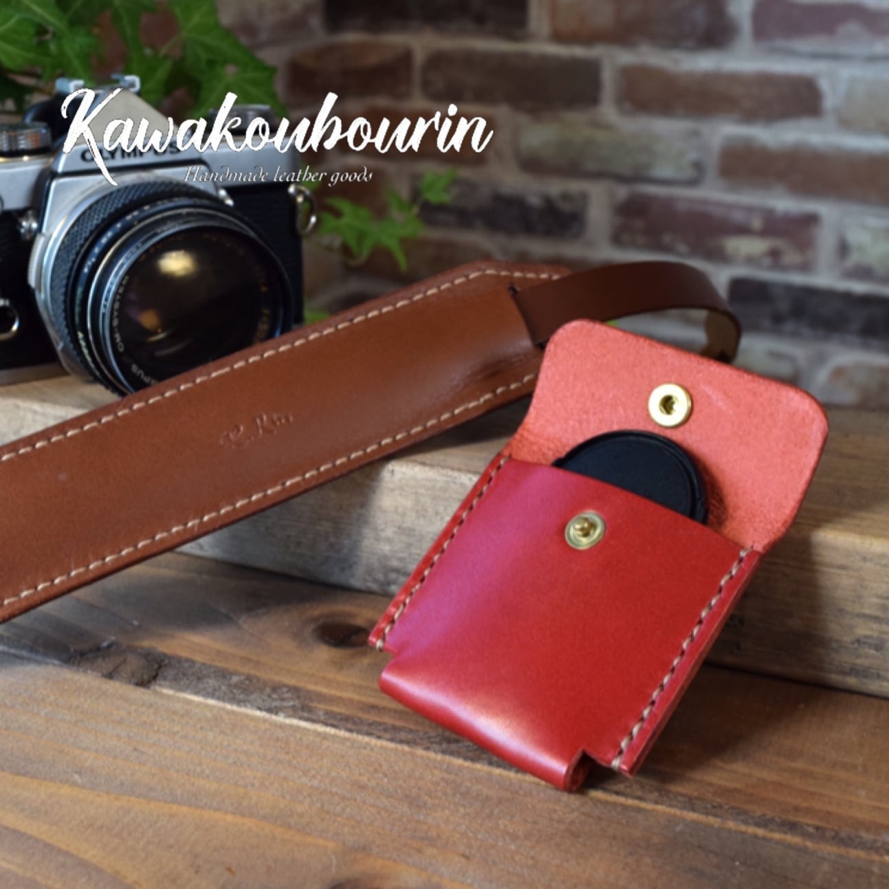 AKA RETTE ビジュ良しカメラ 画角切替 革ケース付