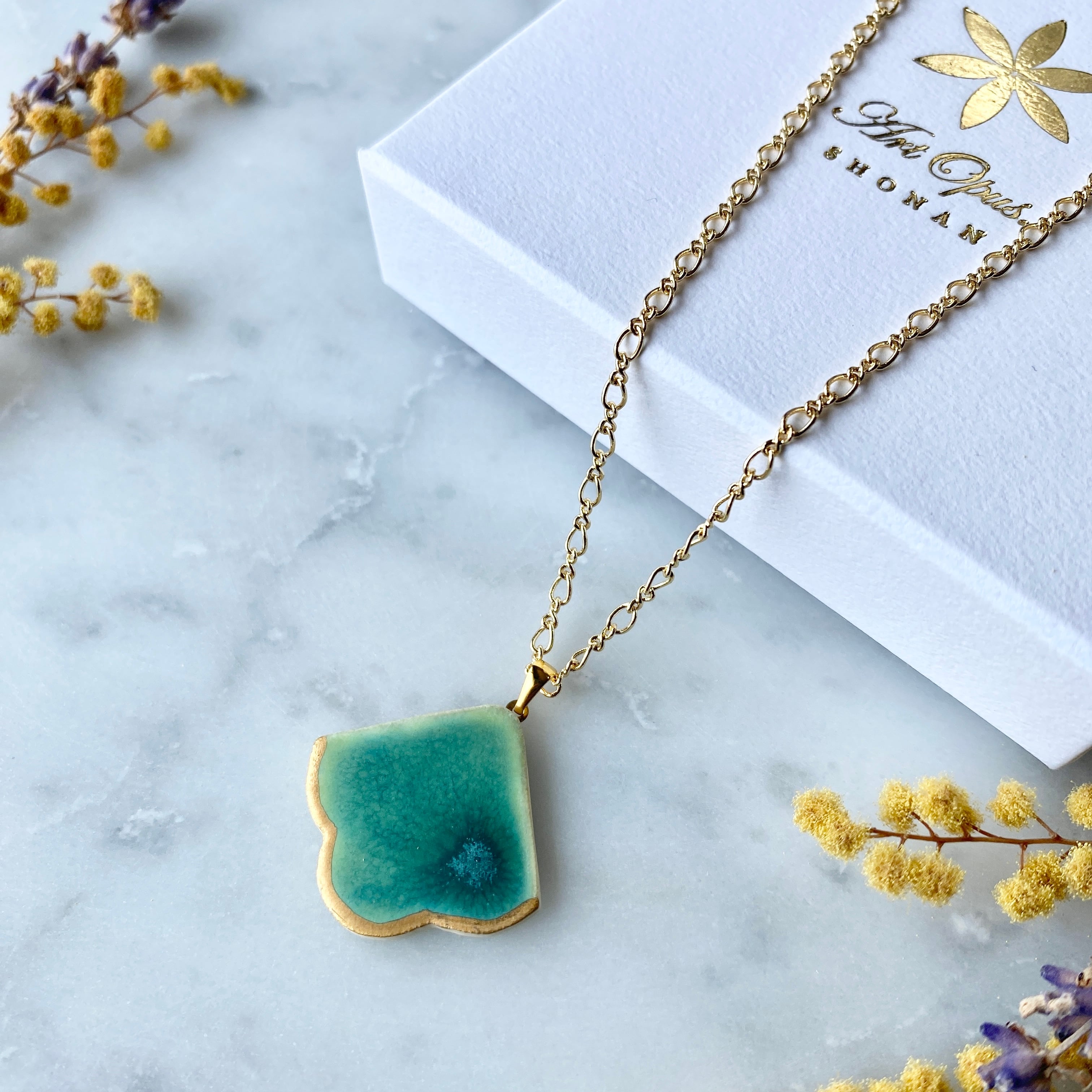 ネックレス Matsu / 松 グリーン｜陶磁器 アクセサリー湘南 ギフト